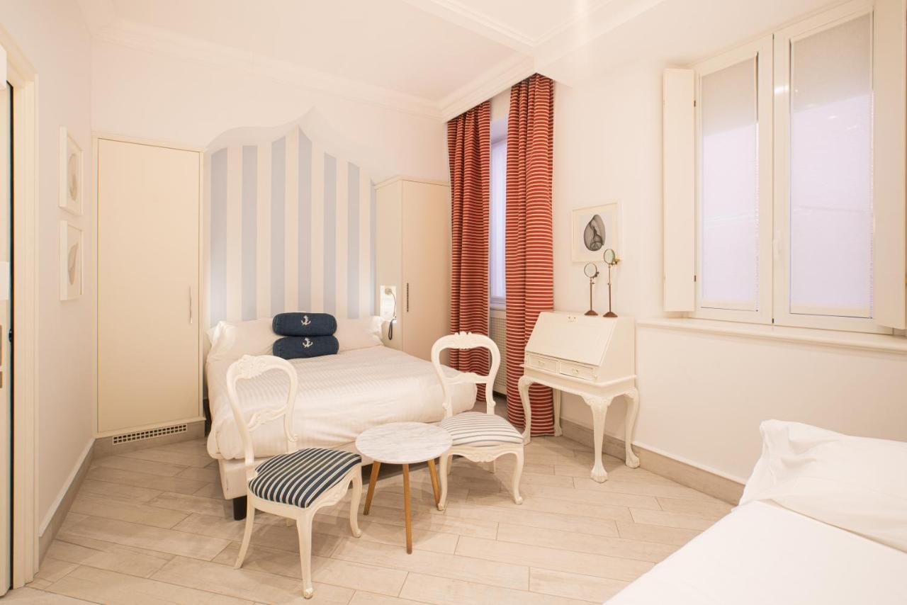 פינאלה ליגורה Hotel Marina Charming Rooms חדר תמונה