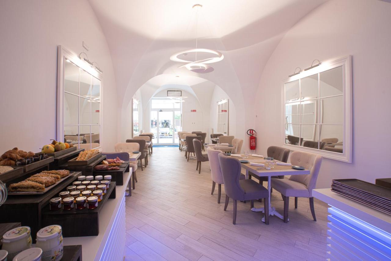 פינאלה ליגורה Hotel Marina Charming Rooms מראה חיצוני תמונה